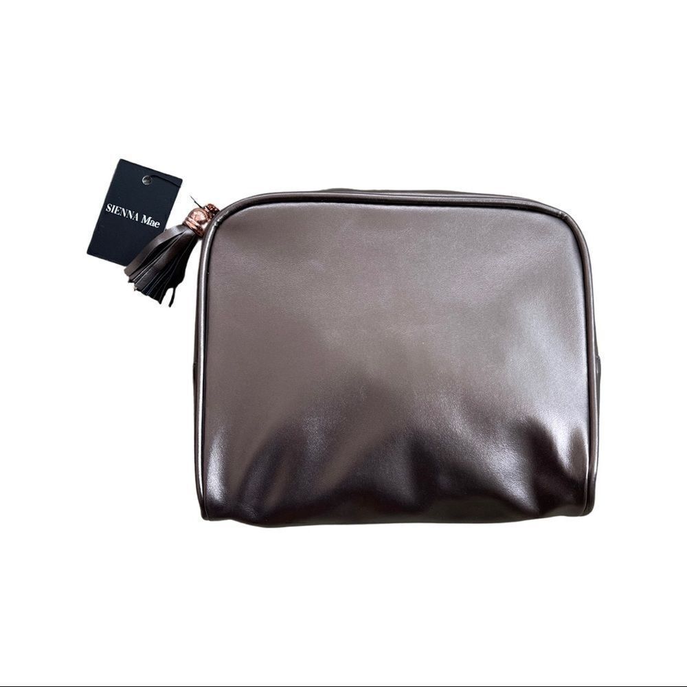 Sienna Mae “Nora” cosmetic bag 💄💅